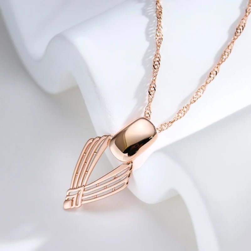 Fashion Glossy Pendant Necklace