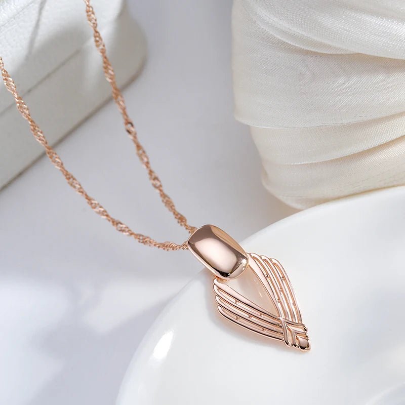 Fashion Glossy Pendant Necklace