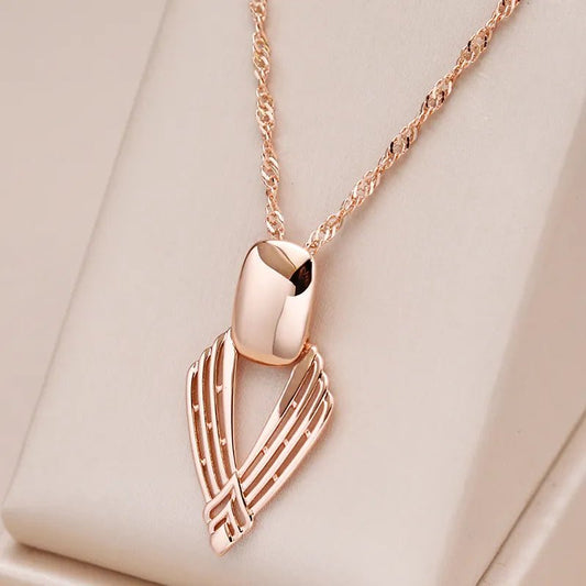 Fashion Glossy Pendant Necklace